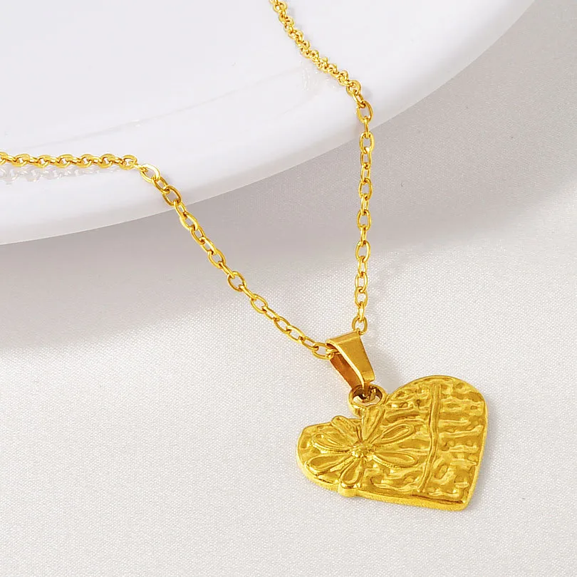 Vintage Style Simple Style Heart Shape 304 Stainless Steel Plating 18K Gold Plated Unisex Pendant Necklace display picture 3