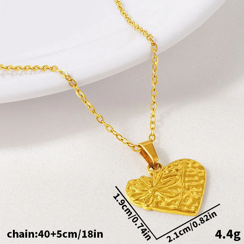 Vintage Style Simple Style Heart Shape 304 Stainless Steel Plating 18K Gold Plated Unisex Pendant Necklace display picture 5