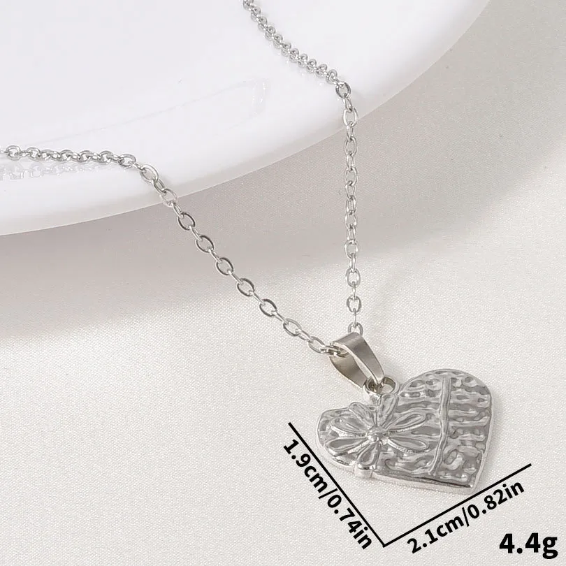 Vintage Style Simple Style Heart Shape 304 Stainless Steel Plating 18K Gold Plated Unisex Pendant Necklace display picture 7