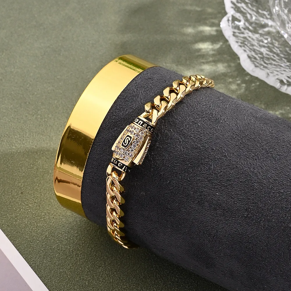 Vacation Modern Style Artistic Rectangle 304 Stainless Steel Copper Handmade Polishing Plating Zircon 18K Gold Plated Unisex Bracelets display picture 3
