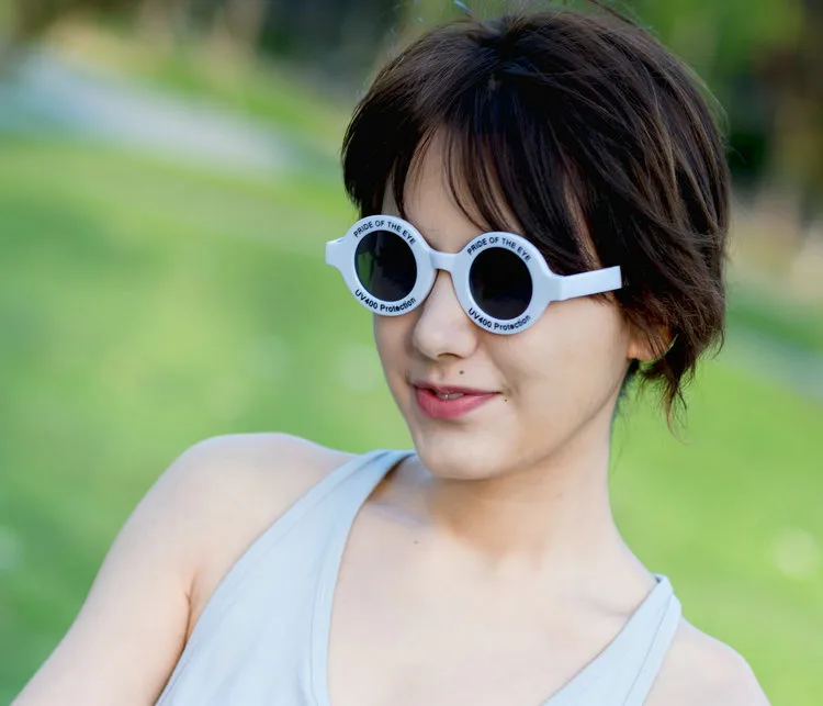 Sunglasses Batch Large Frame Round Sunglasses Women's  Trendy Light Color Sunglasses Fashion Personality Internet Celebrated Glasses Street Shot display picture 3