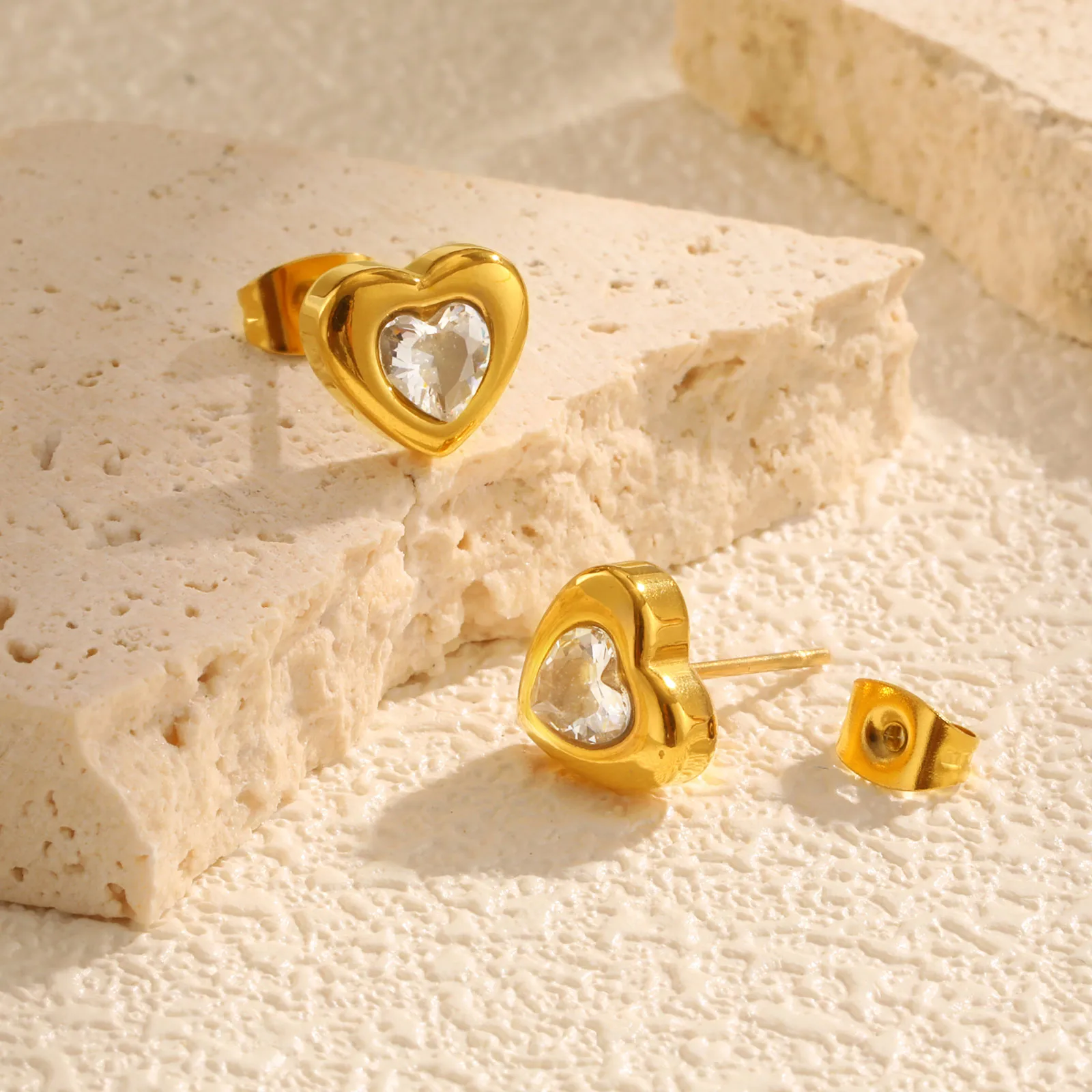 1 Pair Simple Style Heart Shape 201 Stainless Steel Ear Studs display picture 6