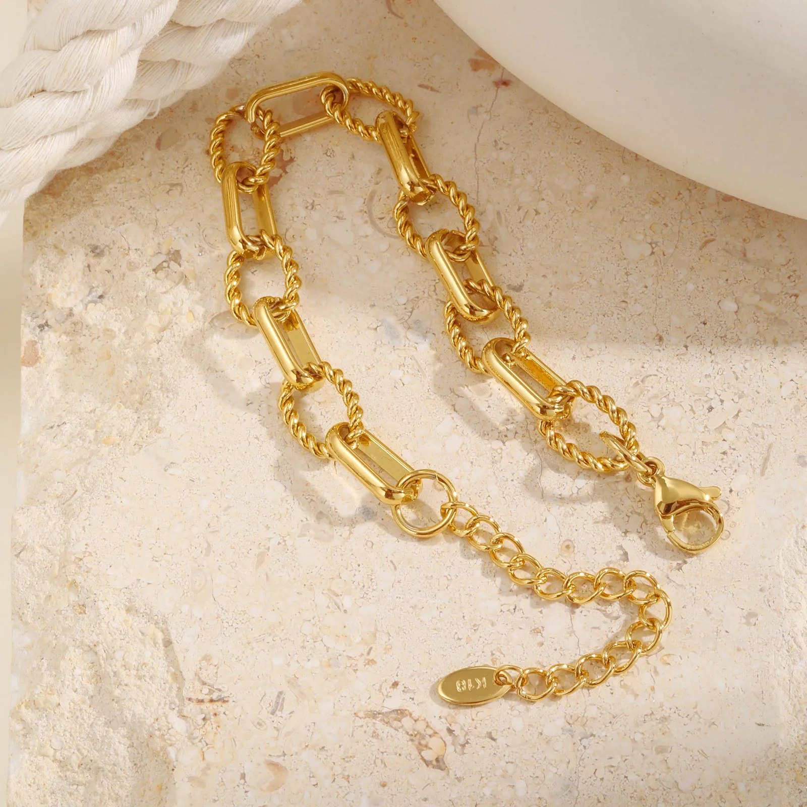 Vintage Style Classic Style Geometric 201 Stainless Steel 18K Gold Plated Paperclip Chain Bracelets In Bulk display picture 8