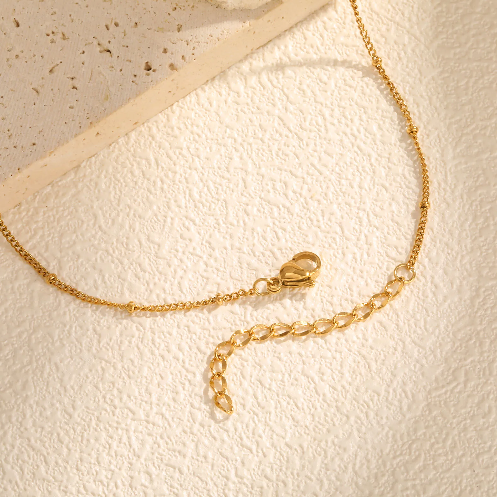 Wholesale Jewelry Vintage Style Palm Tree 201 Stainless Steel 18K Gold Plated Pendant Necklace Cable Chain display picture 9