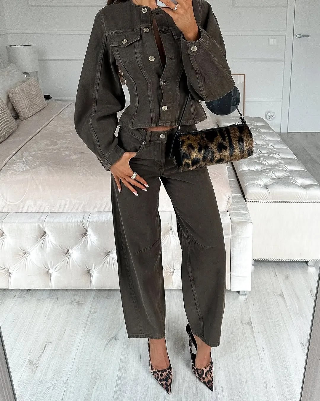 Holiday Selfie Women's Casual Elegant Streetwear Solid Color Polyester Pant Co-ord Set Shorts Sets display picture 2