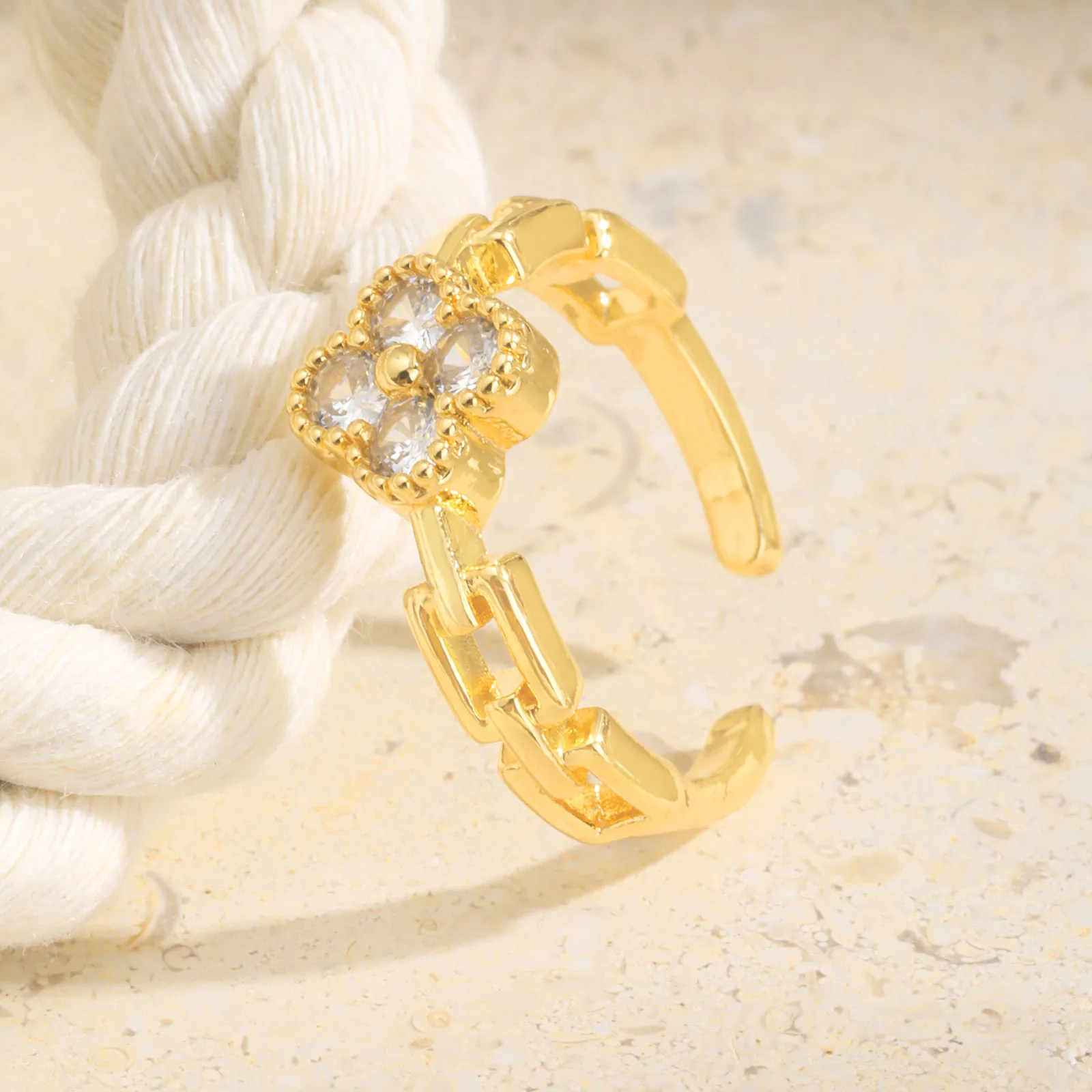 Wholesale Jewelry Classic Style Artistic Copper Zircon Plating Open Rings display picture 1
