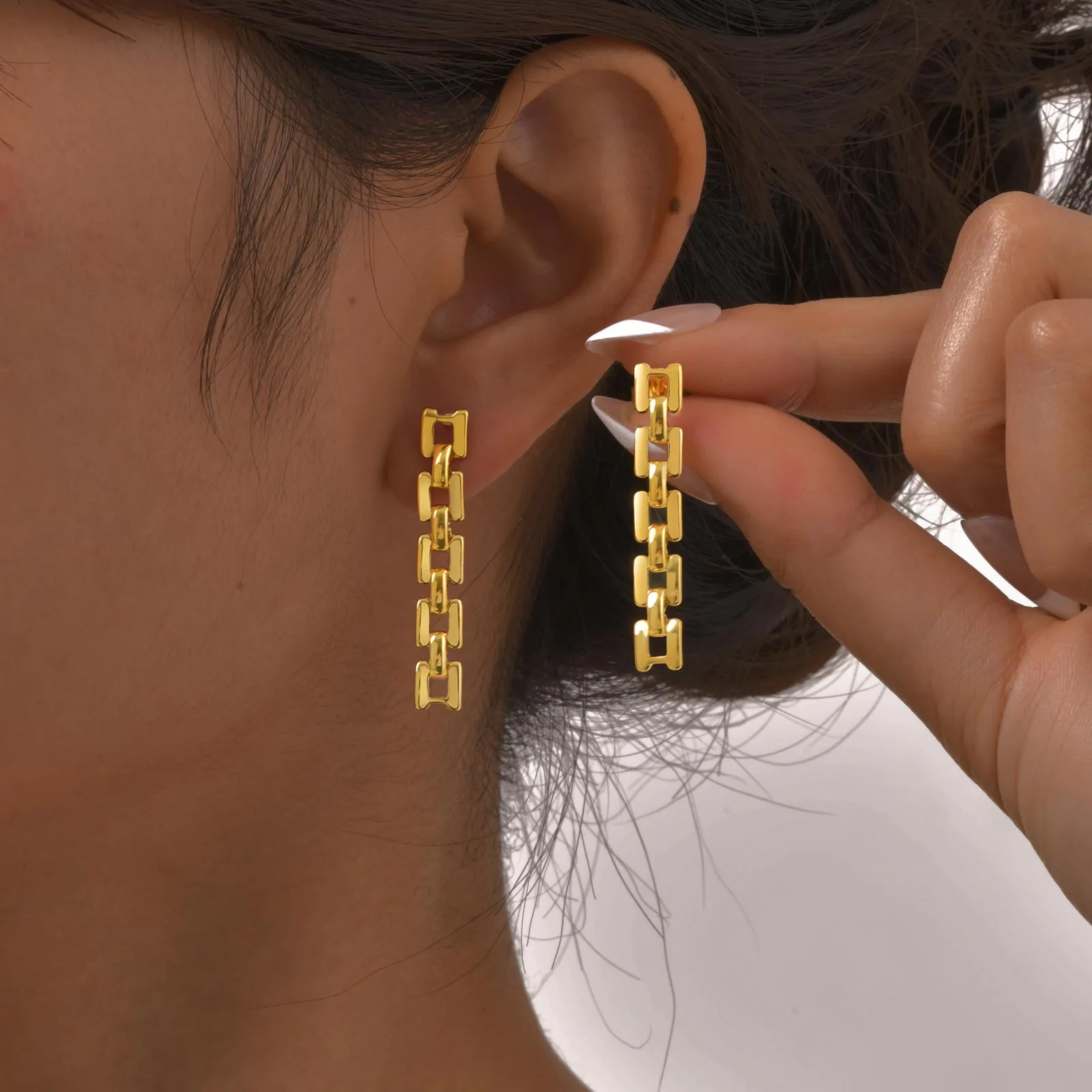Vintage Style Classic Style Geometric Plating 304 Stainless Steel 18K Gold Plated Butterfly Backs Drop Earrings display picture 1