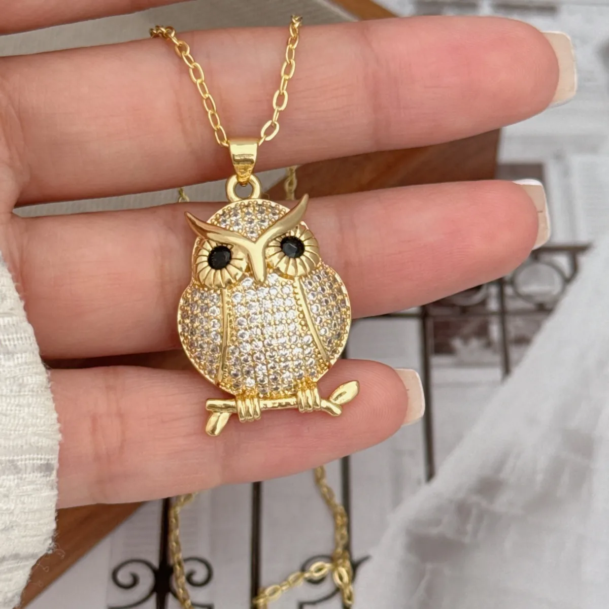 Simple Style Classic Style Animal Owl Copper Plating Inlay Zircon 18K Gold Plated Women's Pendant Necklace display picture 3