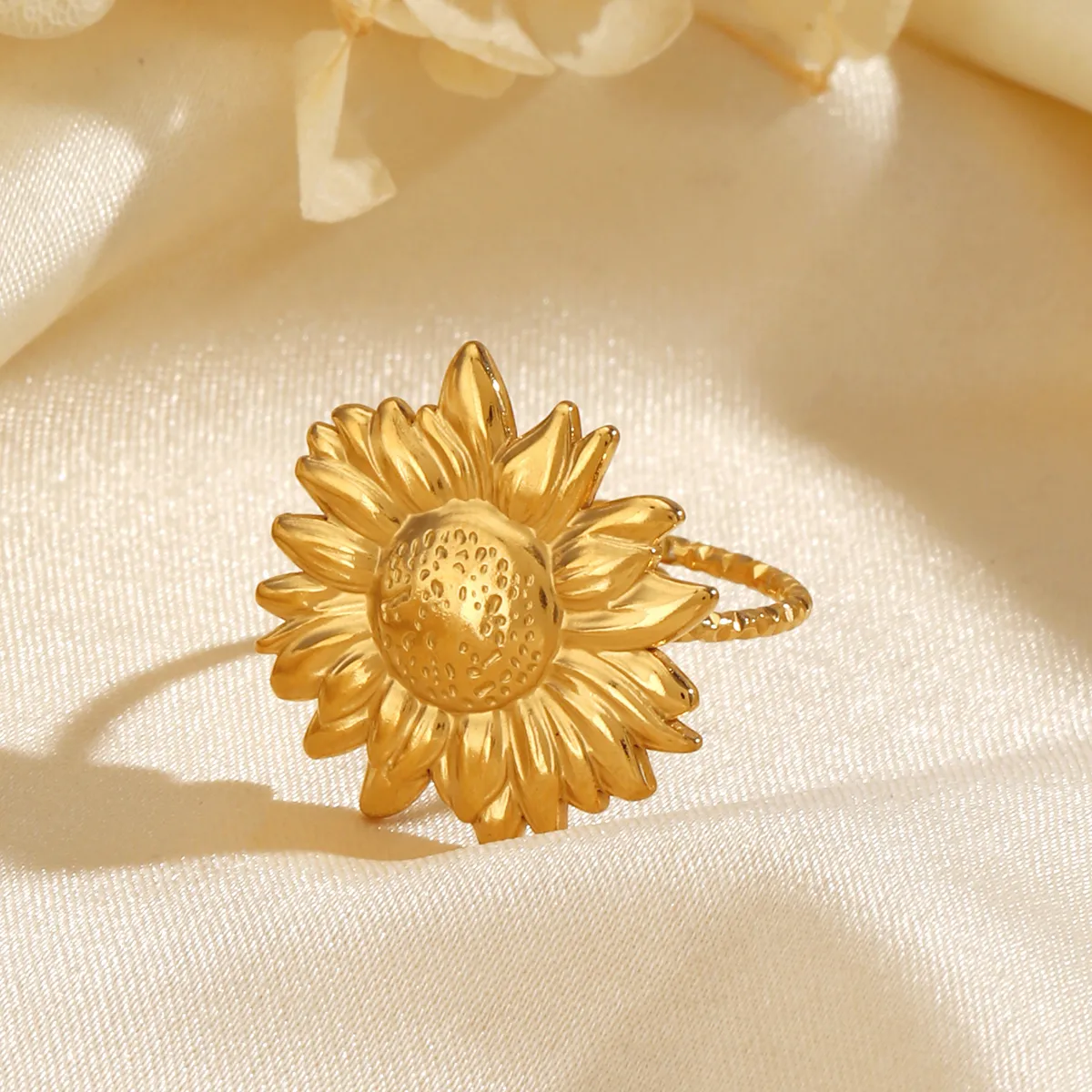 IG Style Hip-Hop Simple Style Sunflower 304 Stainless Steel Plating 18K Gold Plated Women's Open Rings display picture 3