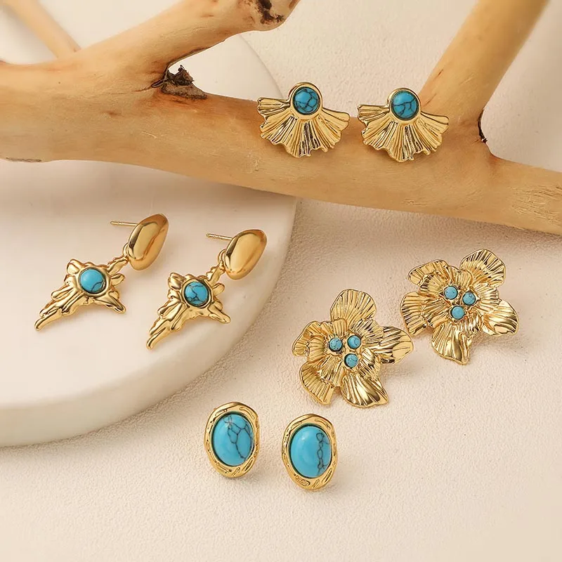 1 Pair Retro Luxurious Water Droplets Petal Fish Tail Plating Inlay 304 Stainless Steel Artificial Turquoise 18K Gold Plated Drop Earrings Ear Studs display picture 1