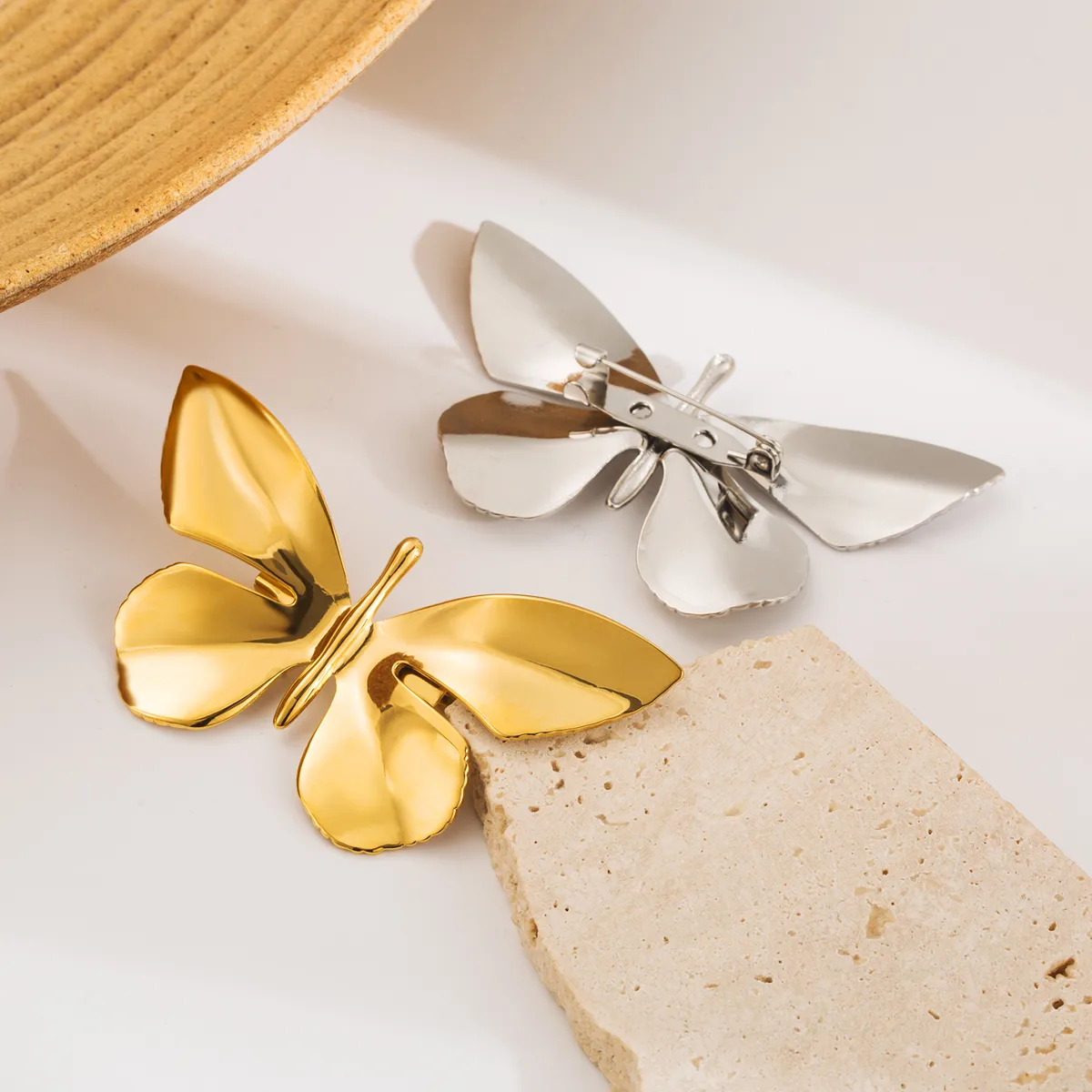 Modern Style Simple Style Butterfly Stainless Steel Women's Brooches display picture 3