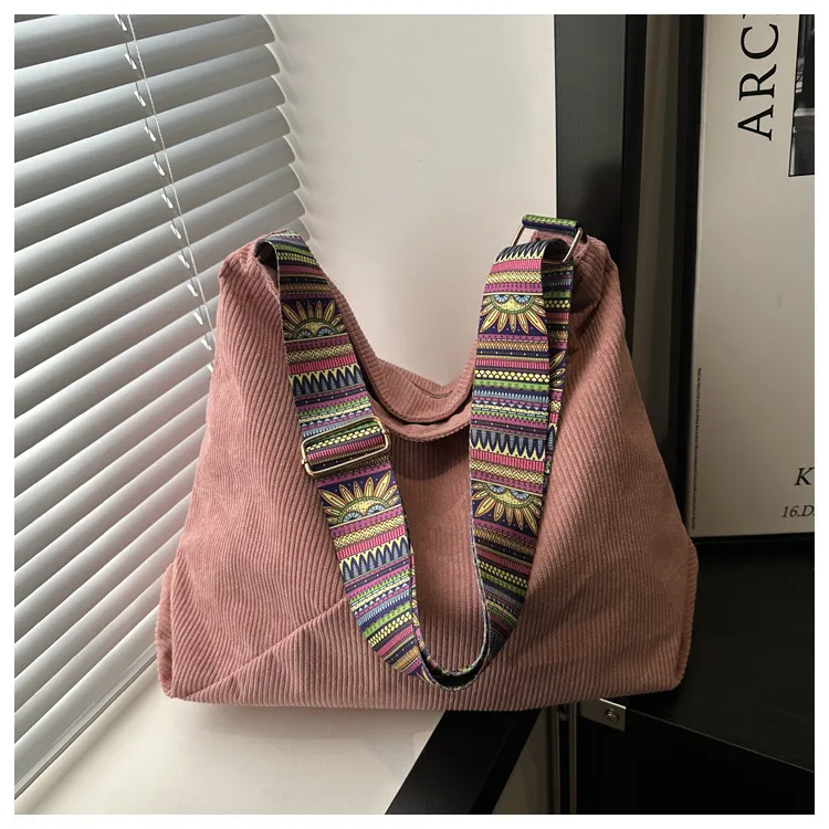 Women's Large Corduroy Solid Color Streetwear Sewing Thread Square Zipper Tote Bag display picture 16