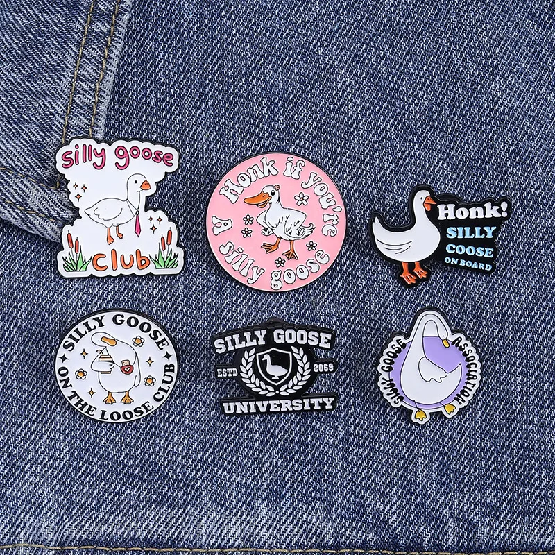 Cartoon Style Cute Cartoon Alloy Stamping Stoving Varnish Plating Unisex Brooches display picture 4
