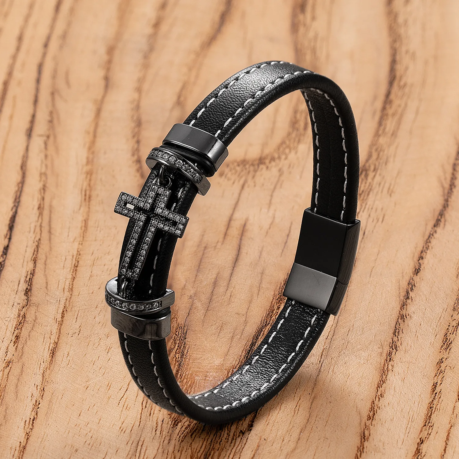 Retro Punk Simple Style Cross 316L Stainless Steel  Leather Rope Women's Men's Bracelets display picture 3