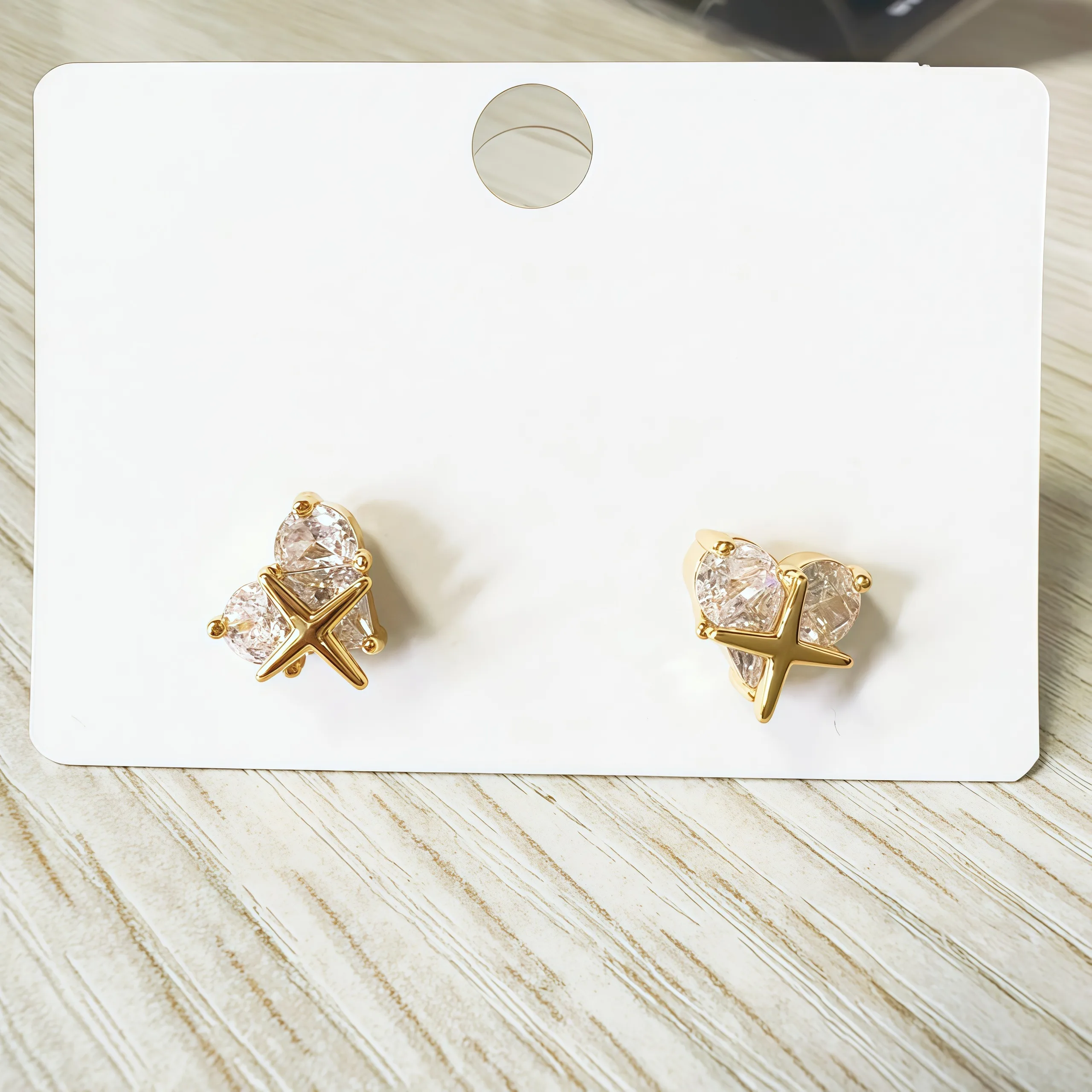 1 Pair Elegant Classic Style Heart Shape Plating Inlay Copper Zircon 16K Gold Plated Ear Studs display picture 5