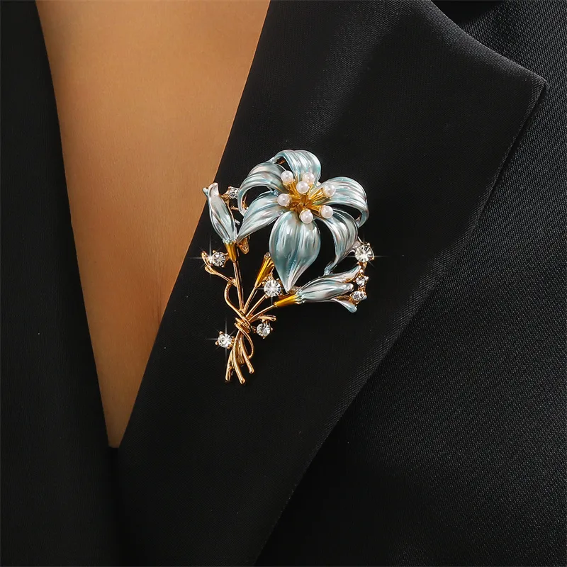 Elegant Classic Style Flower Alloy Women's Brooches display picture 1