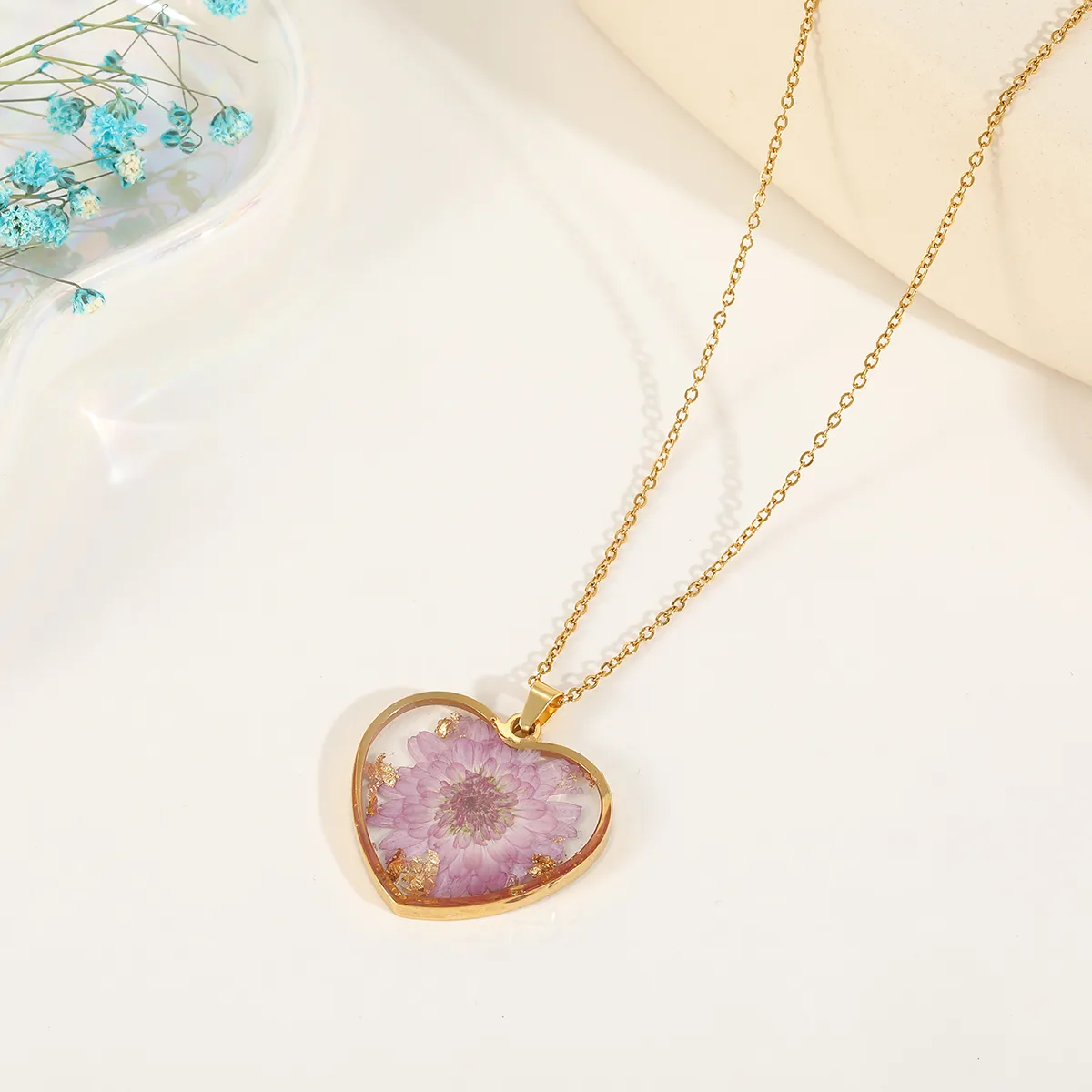 Casual Elegant Heart Shape Flower 304 Stainless Steel Plating Inlay Dried Flower 18K Gold Plated Women's Pendant Necklace display picture 8