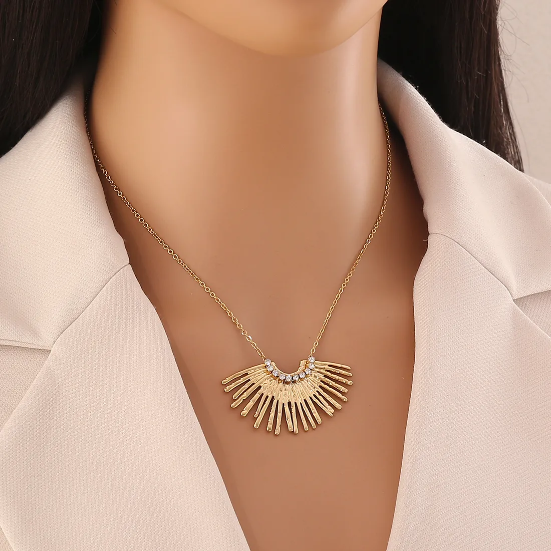 Glam Flower 304 Stainless Steel Flowers Zircon Women's Pendant Necklace Necklace display picture 3