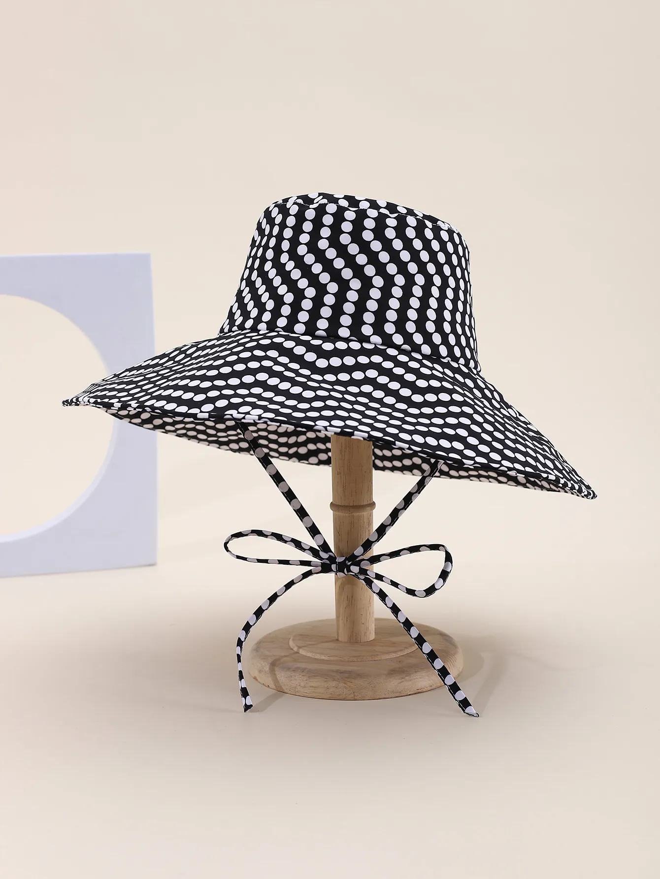 Unisex Casual Classical Vacation Polka Dots Big Eaves Sun Hat Bucket Hat display picture 3