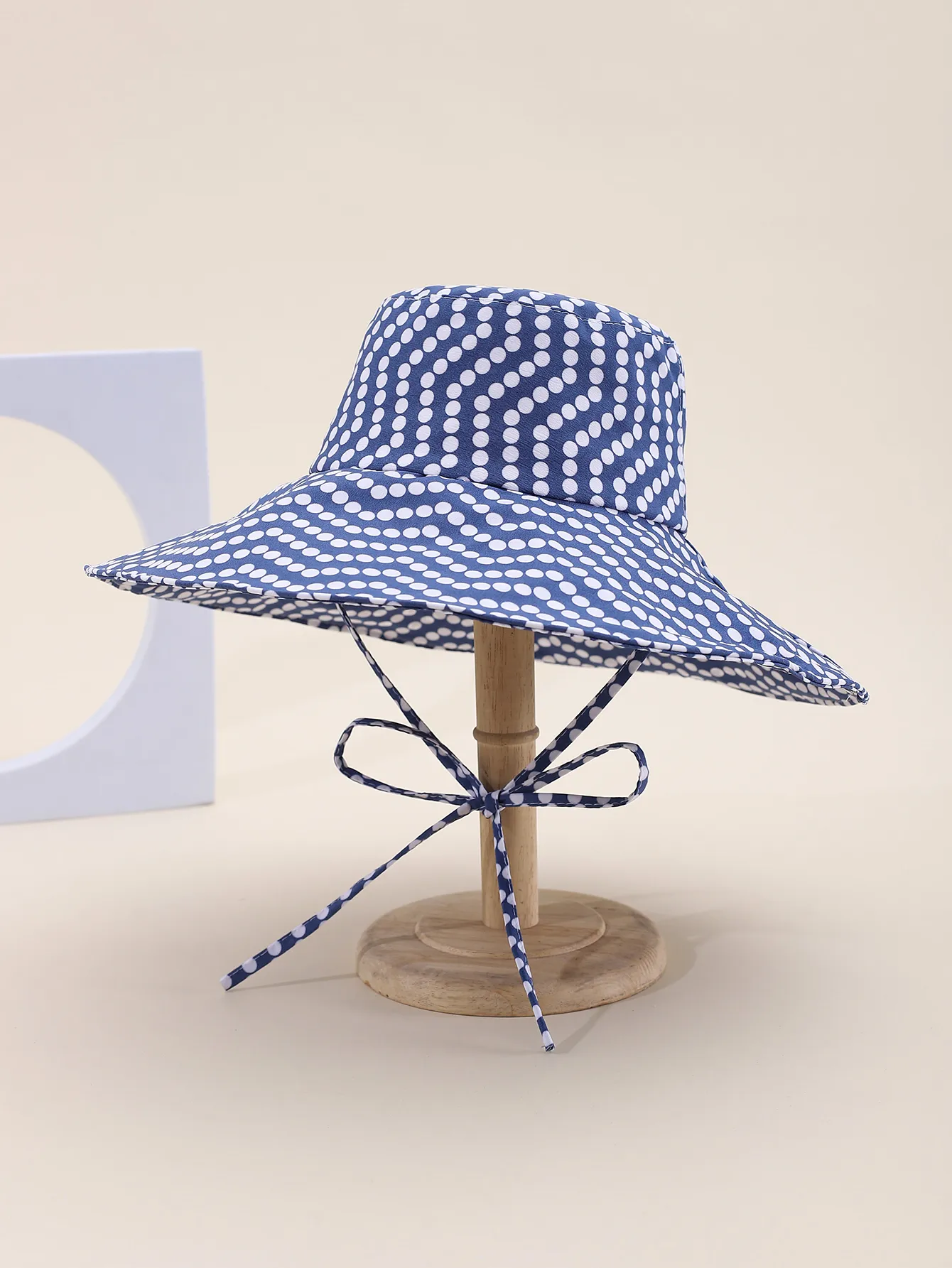 Unisex Casual Classical Vacation Polka Dots Big Eaves Sun Hat Bucket Hat display picture 2