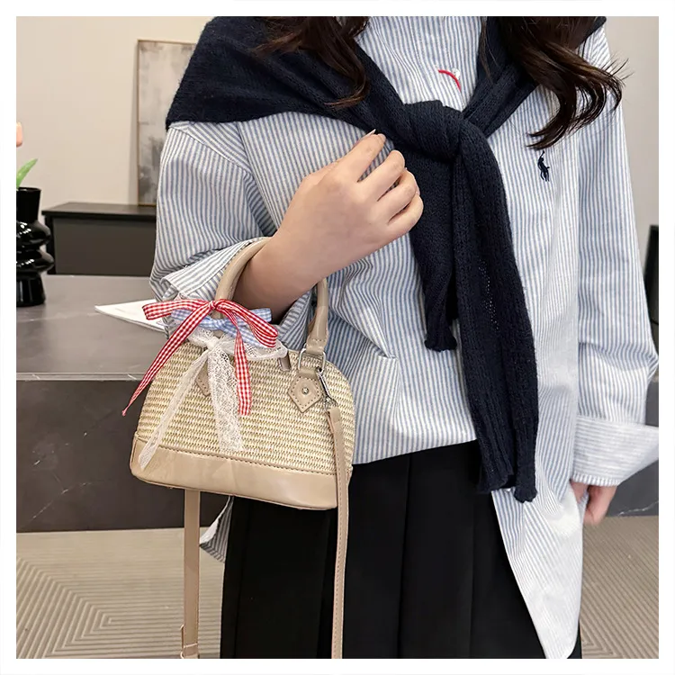 Women's Pu Leather Bow Knot Streetwear Shell Zipper Shoulder Bag display picture 15