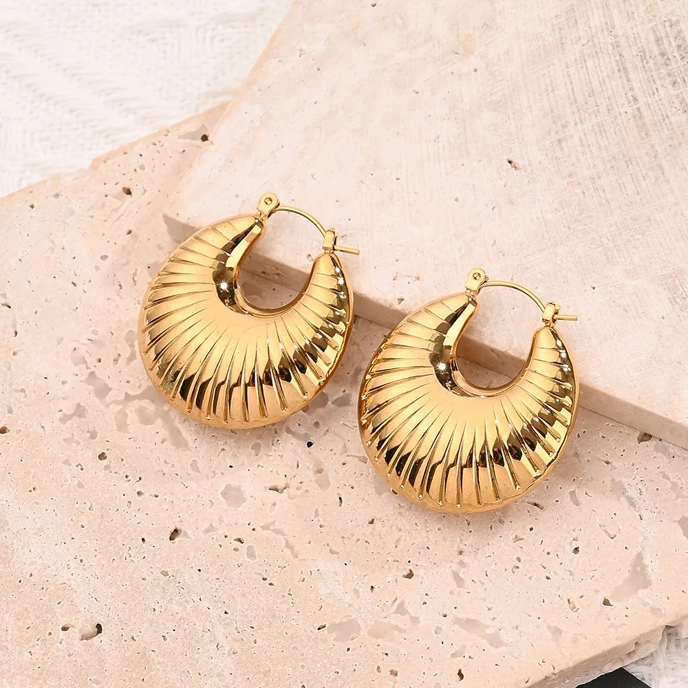 1 Pair/Package Casual Vacation Modern Style C Shape U Shape Handmade Polishing Plating 304 Stainless Steel Rhinestones 18K Gold Plated Earrings Ear Studs display picture 7