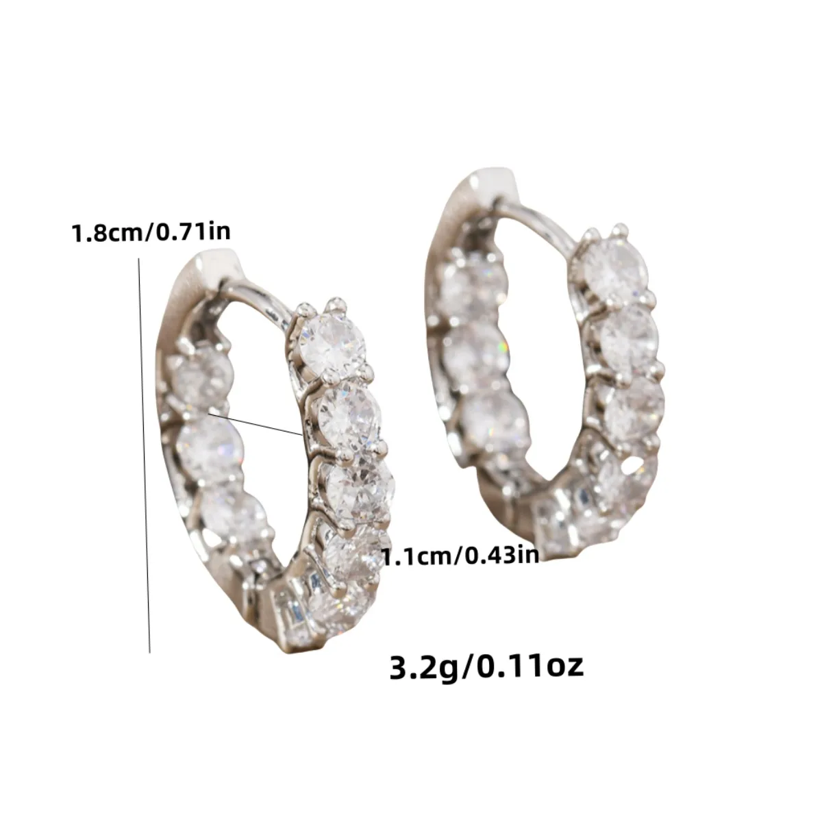 1 Pair Elegant Classic Style Geometric Alloy Earrings display picture 2