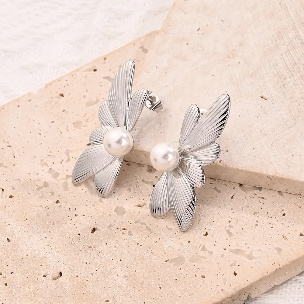 1 Pair/Package Casual Vacation Modern Style C Shape Light Wings Handmade Polishing Plating 304 Stainless Steel Acrylic Pearl 18K Gold Plated Ear Studs display picture 6