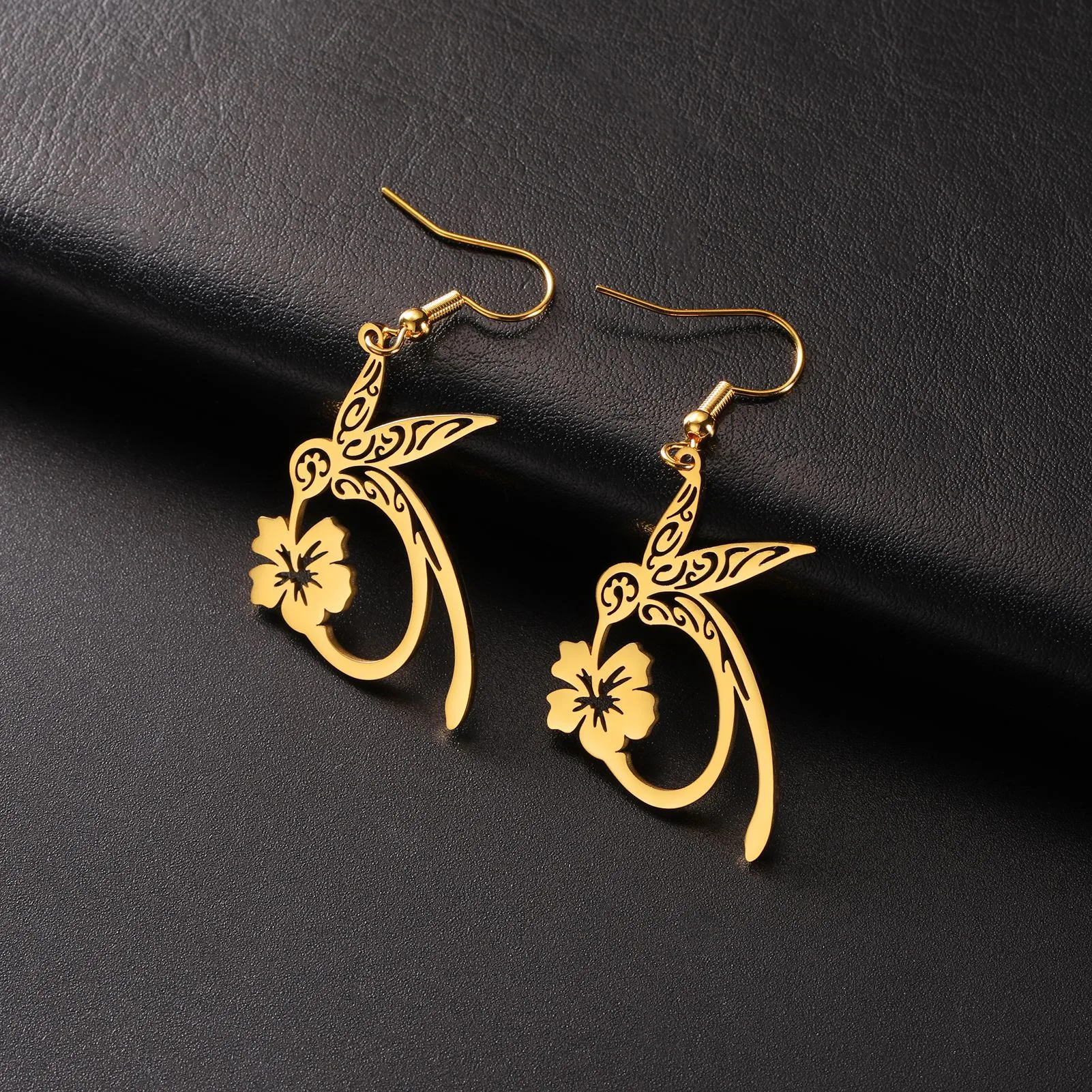 1 Pair Vacation Classic Style Solid Color Plating 304 Stainless Steel Drop Earrings display picture 7