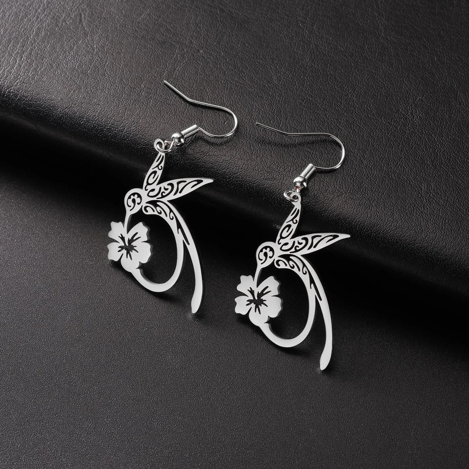 1 Pair Vacation Classic Style Solid Color Plating 304 Stainless Steel Drop Earrings display picture 6