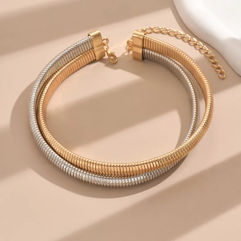Modern Style Classic Style Geometric Iron Plating Women's Necklace display picture 6