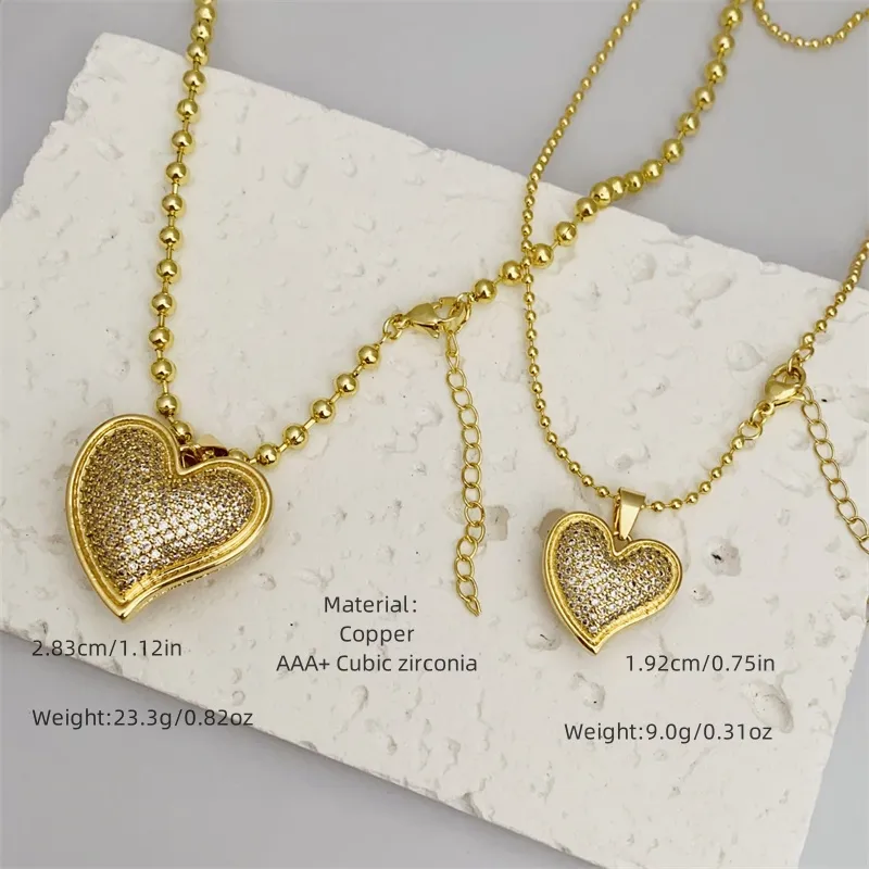Retro Classic Style Letter Heart Shape Copper Inlay Zircon 18K Gold Plated Women's Pendant Necklace display picture 4