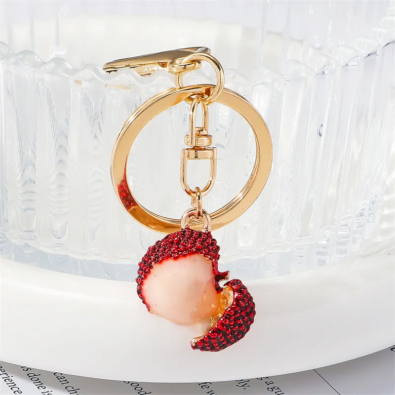 1 Piece Cute Modern Style Fruit Litchi Alloy Women's Screw Clasp Closure Lobster Trigger Clasp Closure Bag Pendant Keychain display picture 5