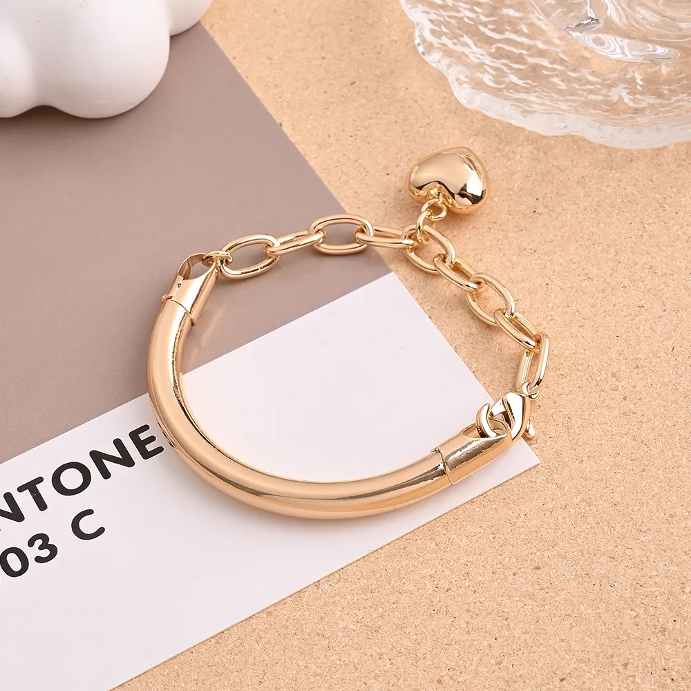 Casual Vacation Modern Style Ball Red Heart Copper Handmade Polishing 18K Gold Plated Women's Bangle display picture 6