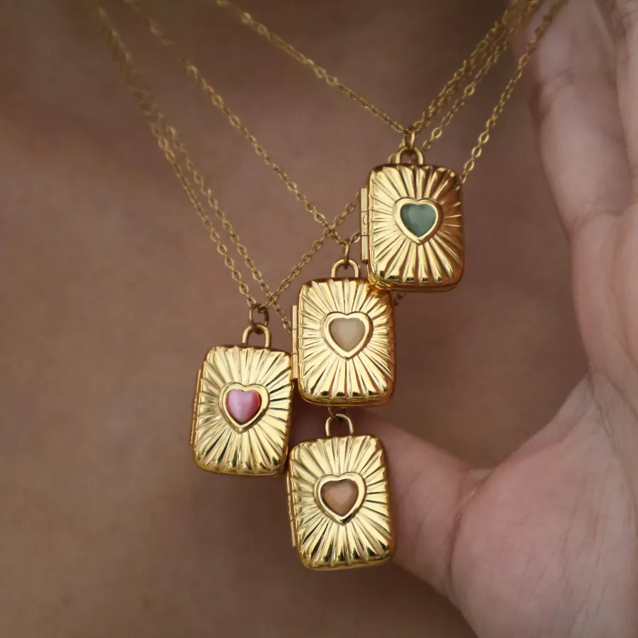 Retro Classic Style Heart Shape 304 Stainless Steel Plating Opal 18K Gold Plated Unisex Necklace display picture 2