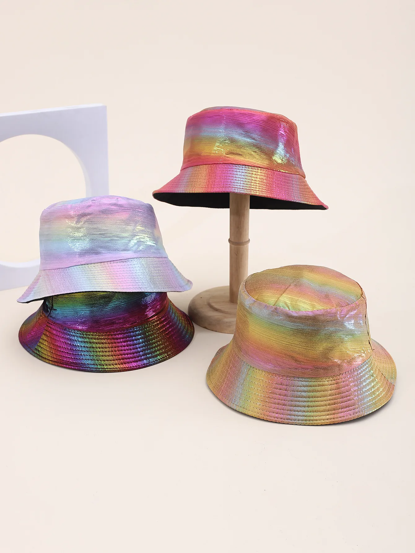 Women's Men's Casual Punk Streetwear Colorful Wide Eaves Bucket Hat display picture 5