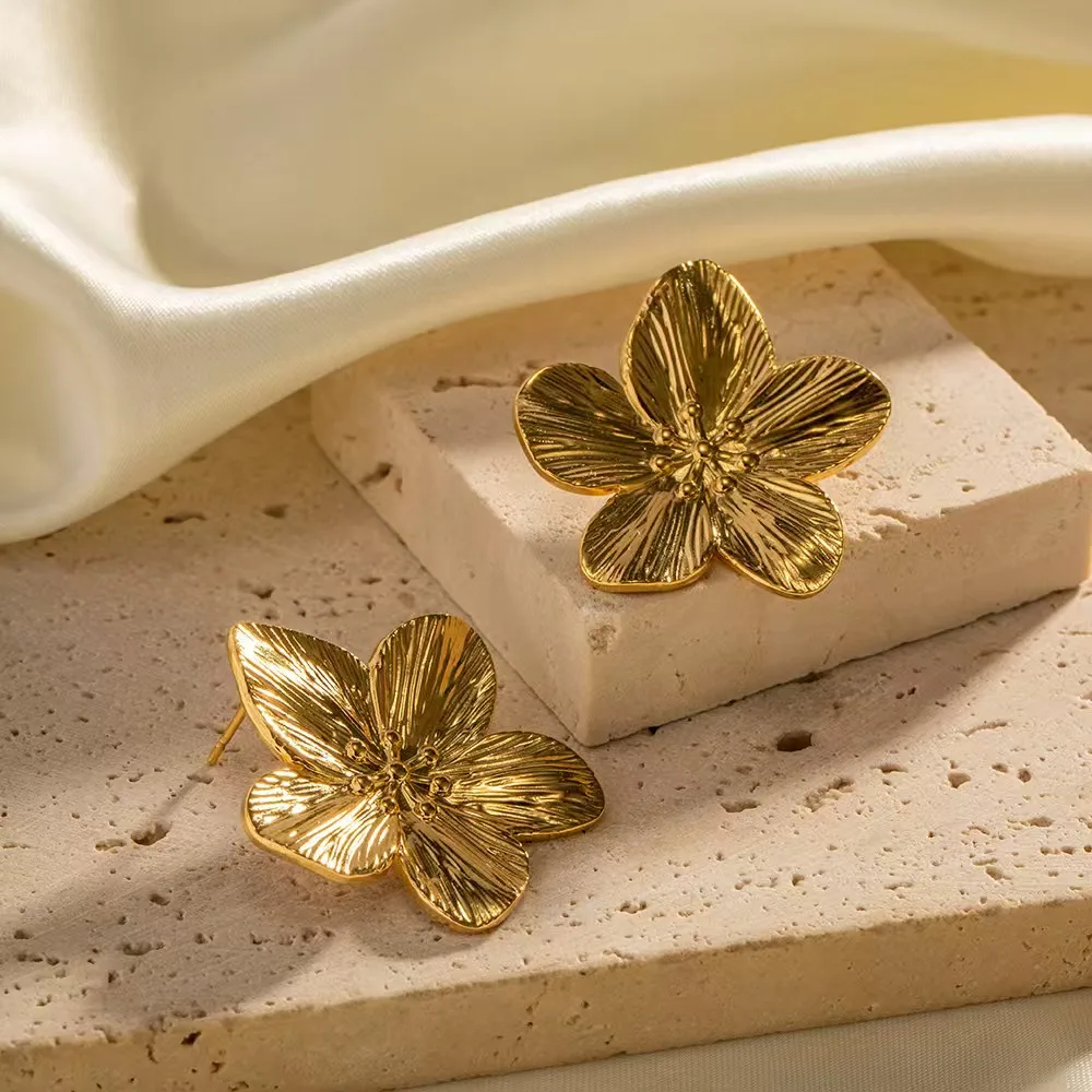 1 Pair Simple Style Flower Ginkgo Leaf 304 Stainless Steel 18K Gold Plated Imitation Gold  Ear Studs display picture 2