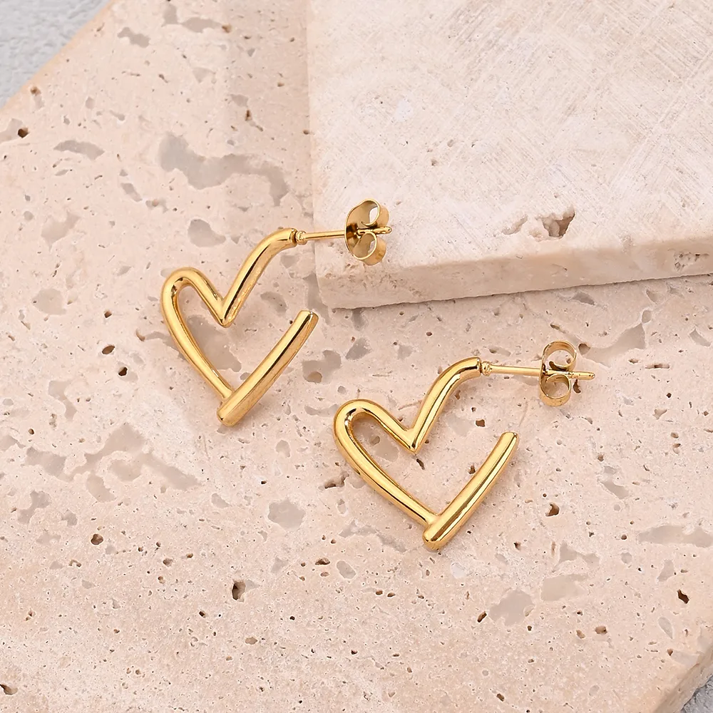 1 Pair/Package Casual Modern Style Simple Style Heart Shape Handmade Polishing Plating 304 Stainless Steel 18K Gold Plated Plating Color Rose Gold Plated Ear Studs display picture 5