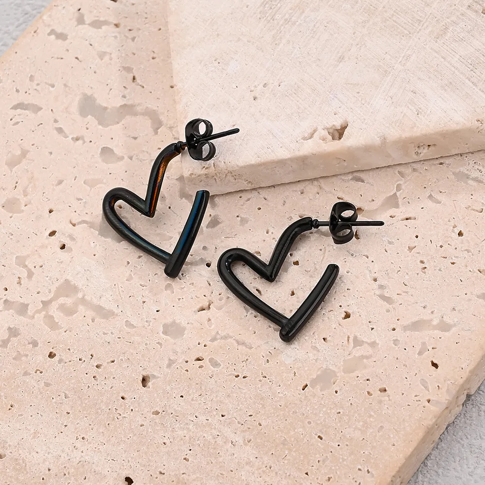 1 Pair/Package Casual Modern Style Simple Style Heart Shape Handmade Polishing Plating 304 Stainless Steel 18K Gold Plated Plating Color Rose Gold Plated Ear Studs display picture 4