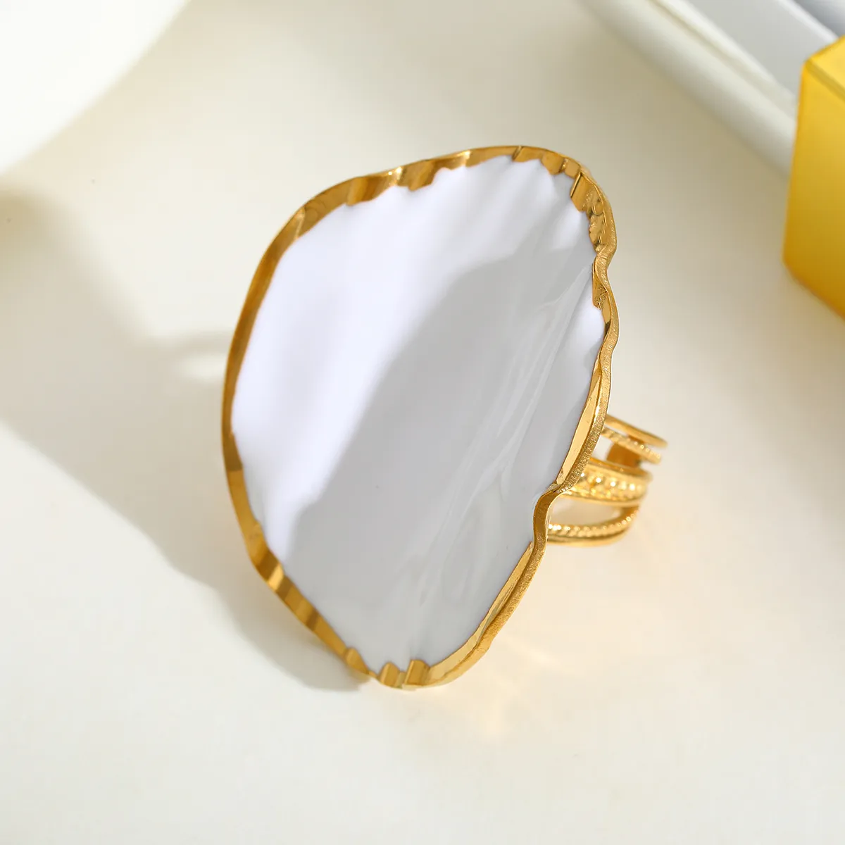 Casual Simple Style Artistic Irregular Geometric Flower 304 Stainless Steel Enamel 18K Gold Plated Women's Open Rings display picture 1