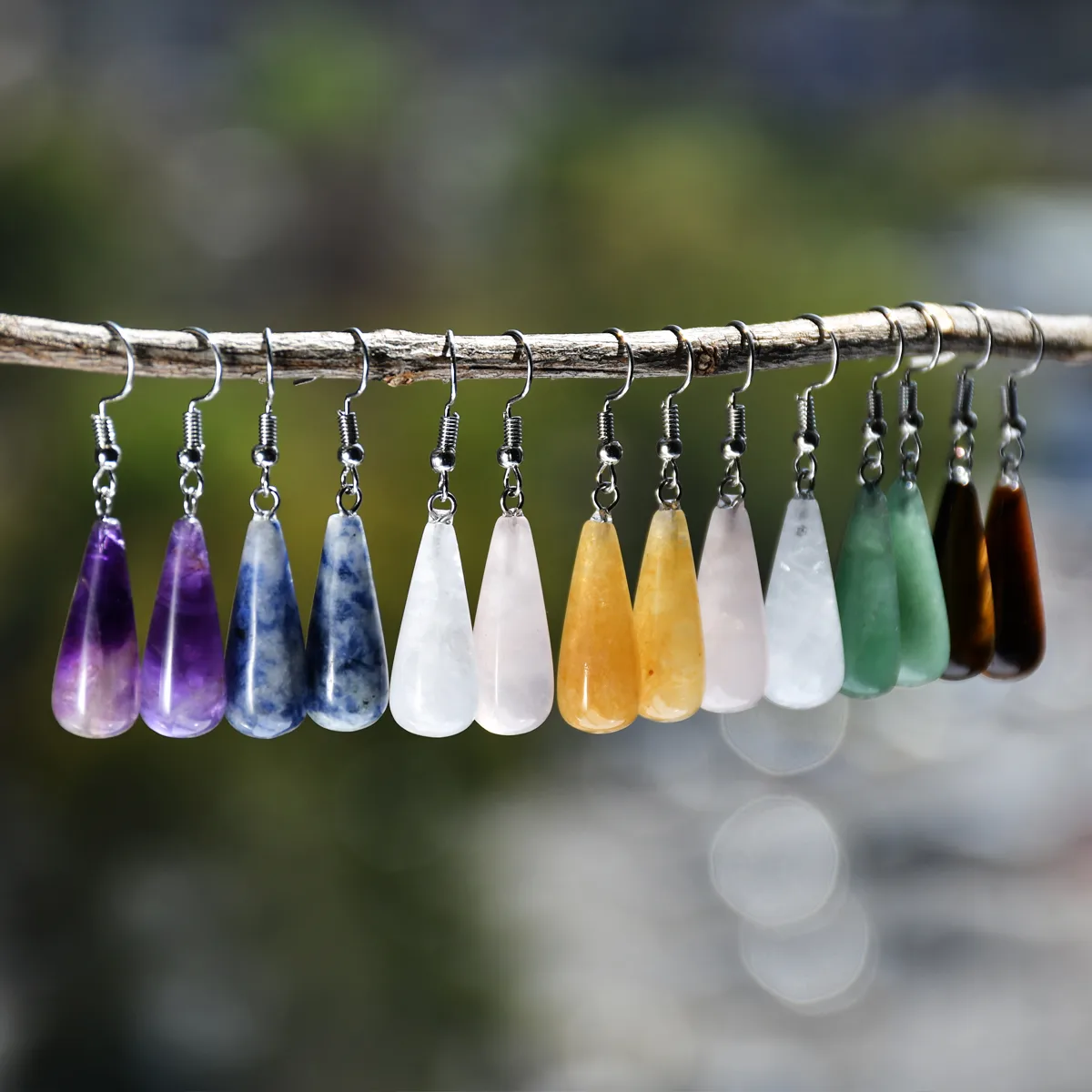 1 Pair Simple Style Water Droplets Alloy Natural Stone Drop Earrings display picture 1