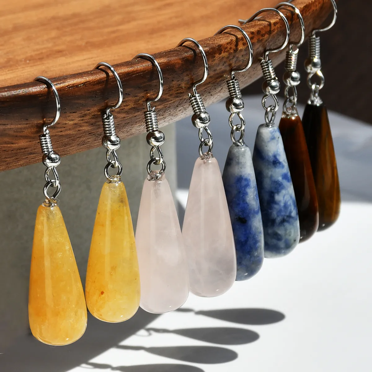 1 Pair Simple Style Water Droplets Alloy Natural Stone Drop Earrings display picture 2