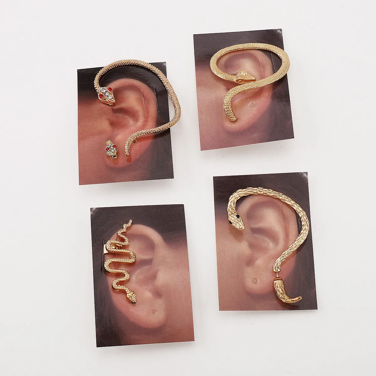 1 Piece Retro Classic Style Snake Plating Alloy Rhinestones Ear Cuffs display picture 5