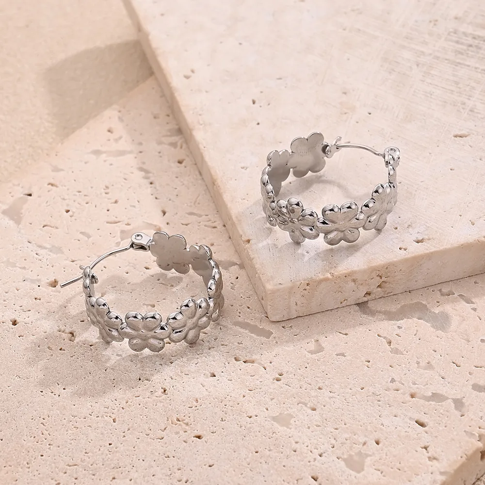 1 Pair/Package Casual Modern Style Simple Style Flower Handmade Polishing Plating 304 Stainless Steel 18K Gold Plated Plating Color Rose Gold Plated Earrings display picture 2