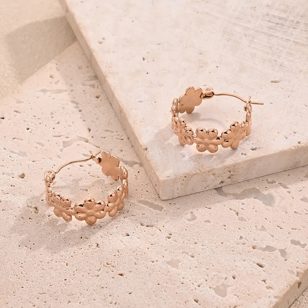 1 Pair/Package Casual Modern Style Simple Style Flower Handmade Polishing Plating 304 Stainless Steel 18K Gold Plated Plating Color Rose Gold Plated Earrings display picture 6