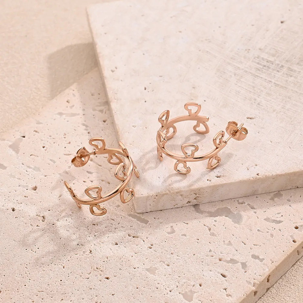 1 Pair/Package Casual Modern Style Simple Style Red Heart Handmade Polishing Plating 304 Stainless Steel 18K Gold Plated Plating Color Rose Gold Plated Earrings display picture 4