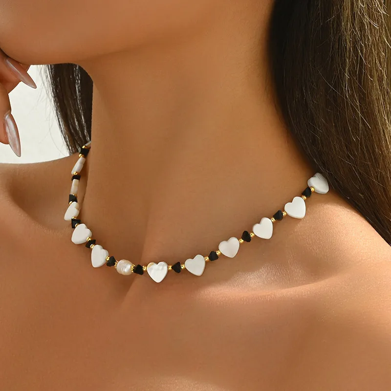 Vacation Classic Style Heart Shape Shell Women's Necklace display picture 3