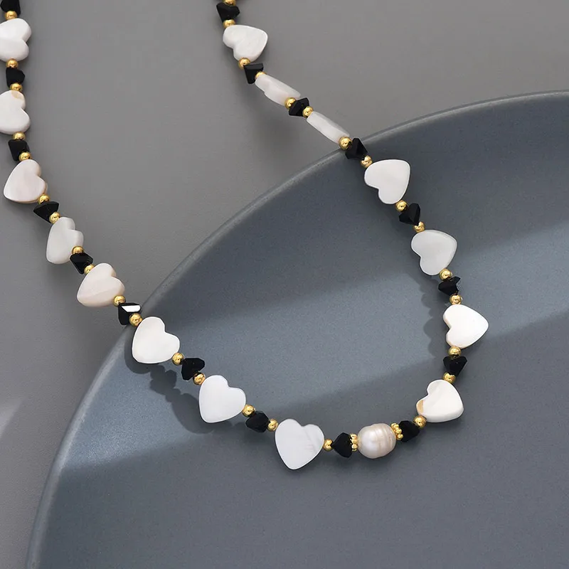 Vacation Classic Style Heart Shape Shell Women's Necklace display picture 6