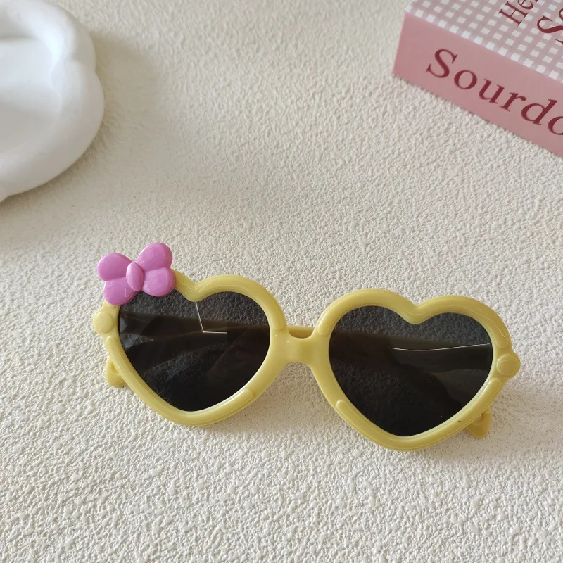Sweet Simple Style Heart Shape Resin Special-Shaped Mirror Full Frame Glasses display picture 7
