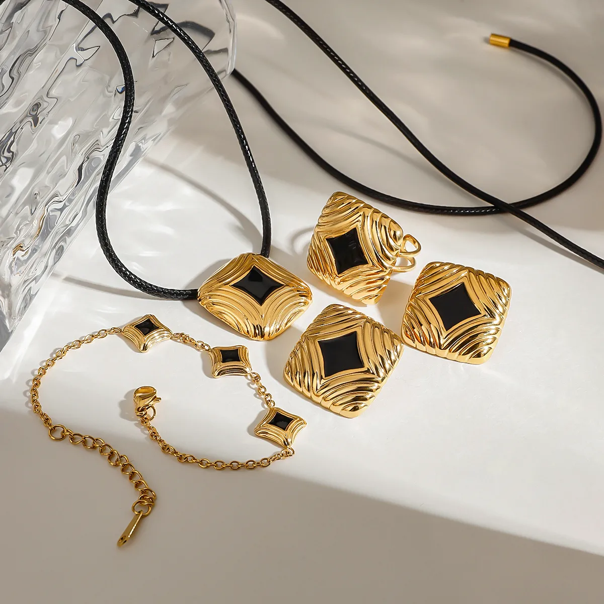 Basic Classic Style Commute Geometric 316 Stainless Steel  Women's Bracelets Earrings Necklace display picture 7